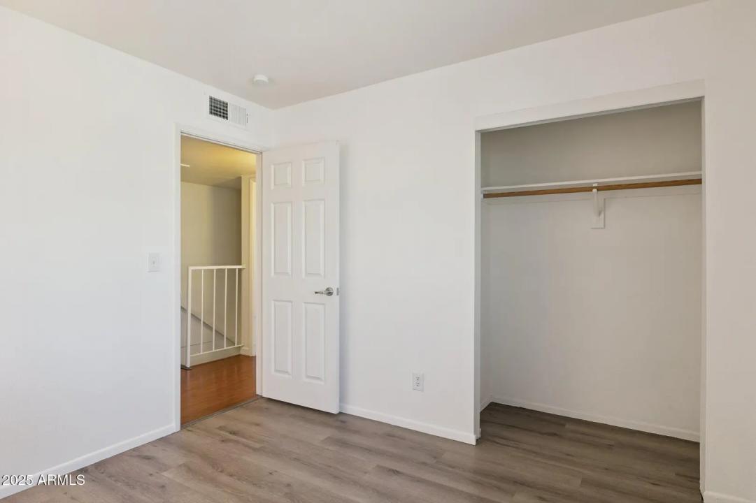 Real Estate Picture 10