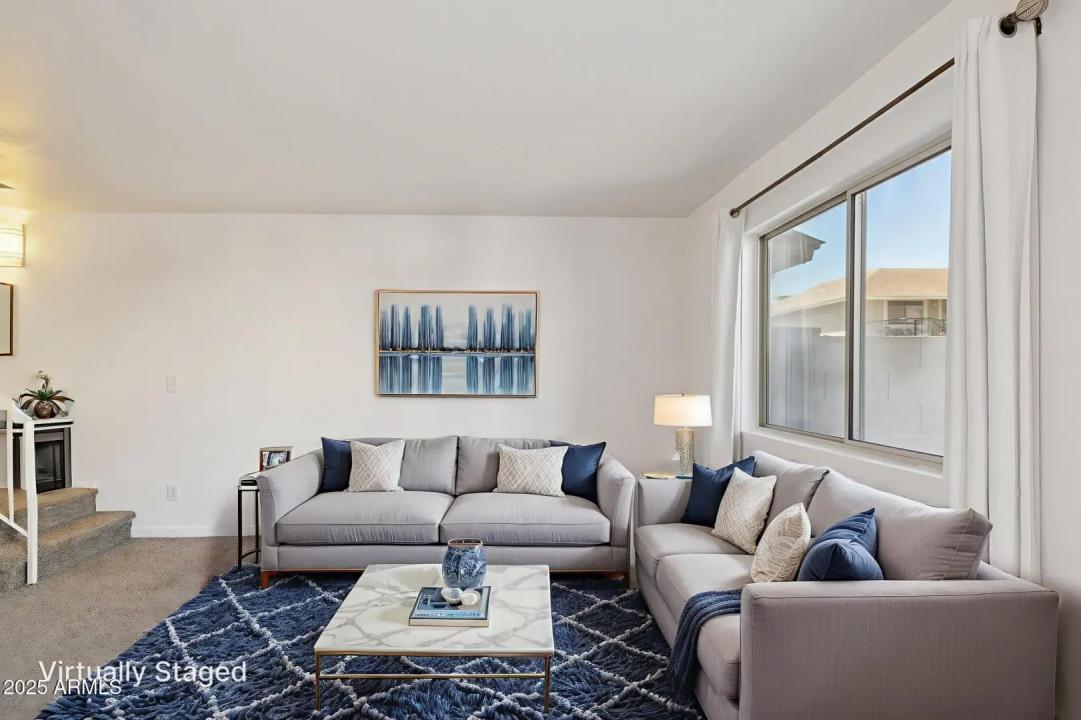 Real Estate Picture 4