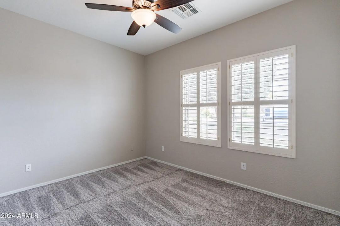 Real Estate Picture 25