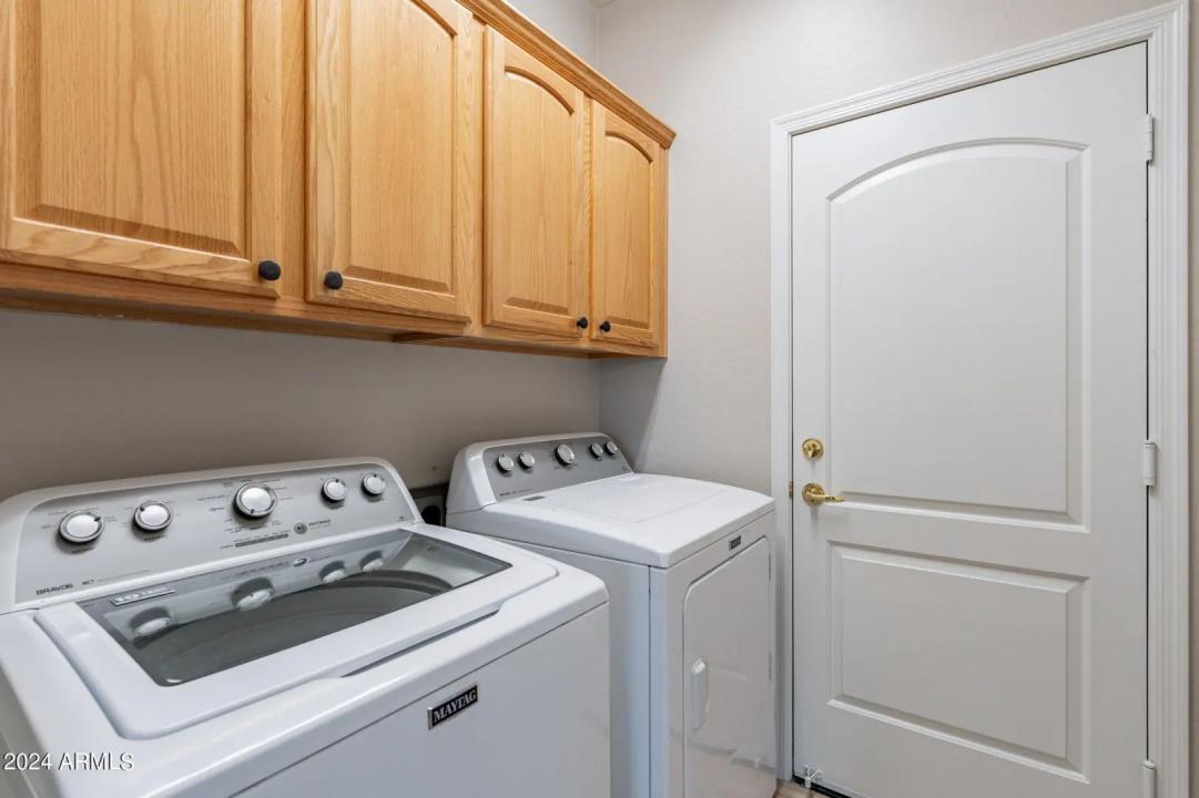 Real Estate Picture 28
