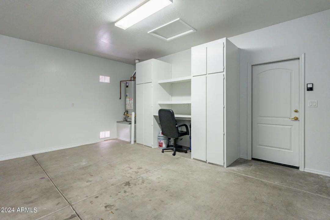 Real Estate Picture 30