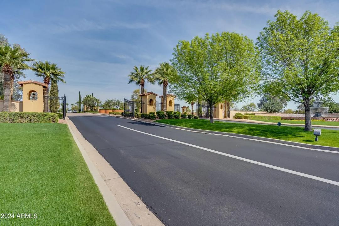 Real Estate Picture 35
