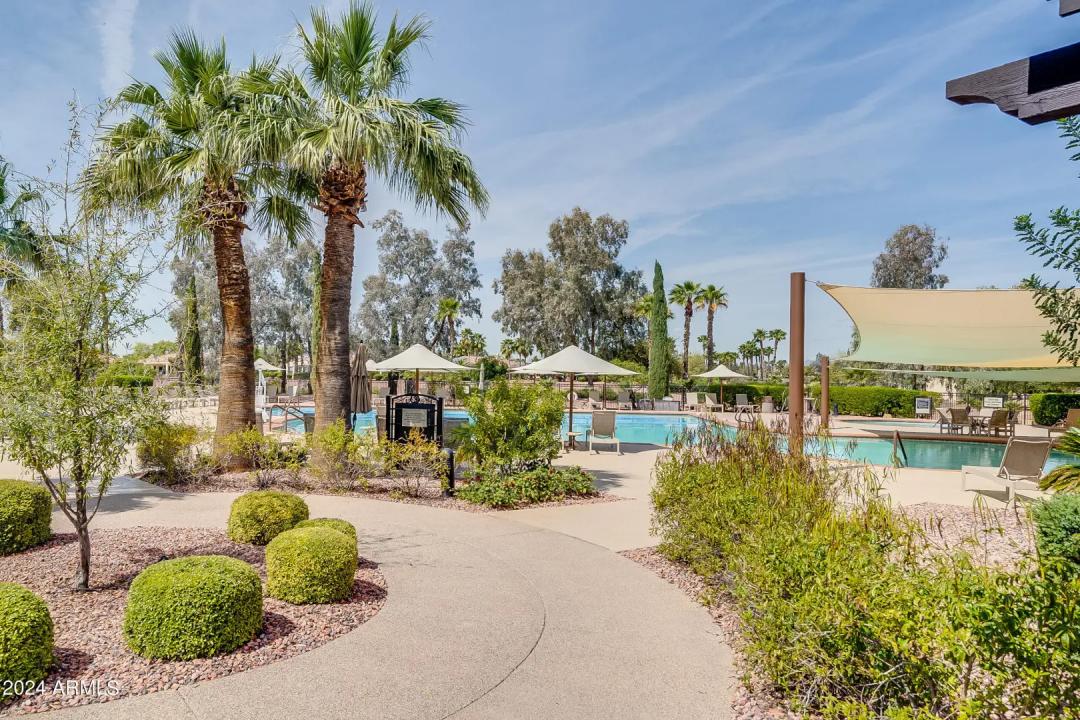Real Estate Picture 43