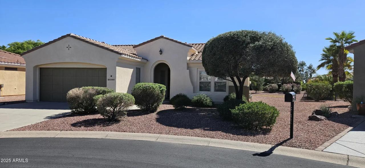 Real Estate Picture 3