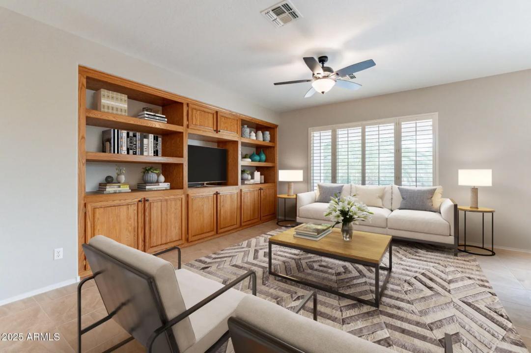 Real Estate Picture 3