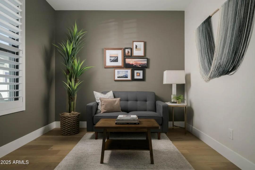 Real Estate Picture 19