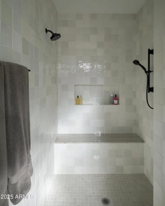 Real Estate Picture 17