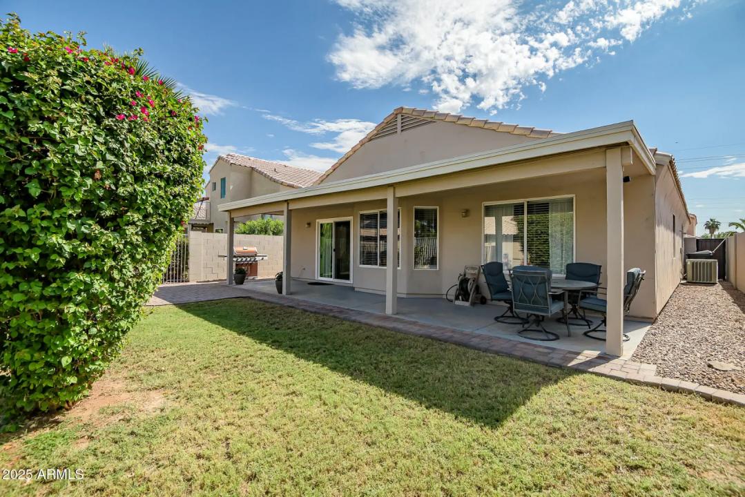 Real Estate Picture 27