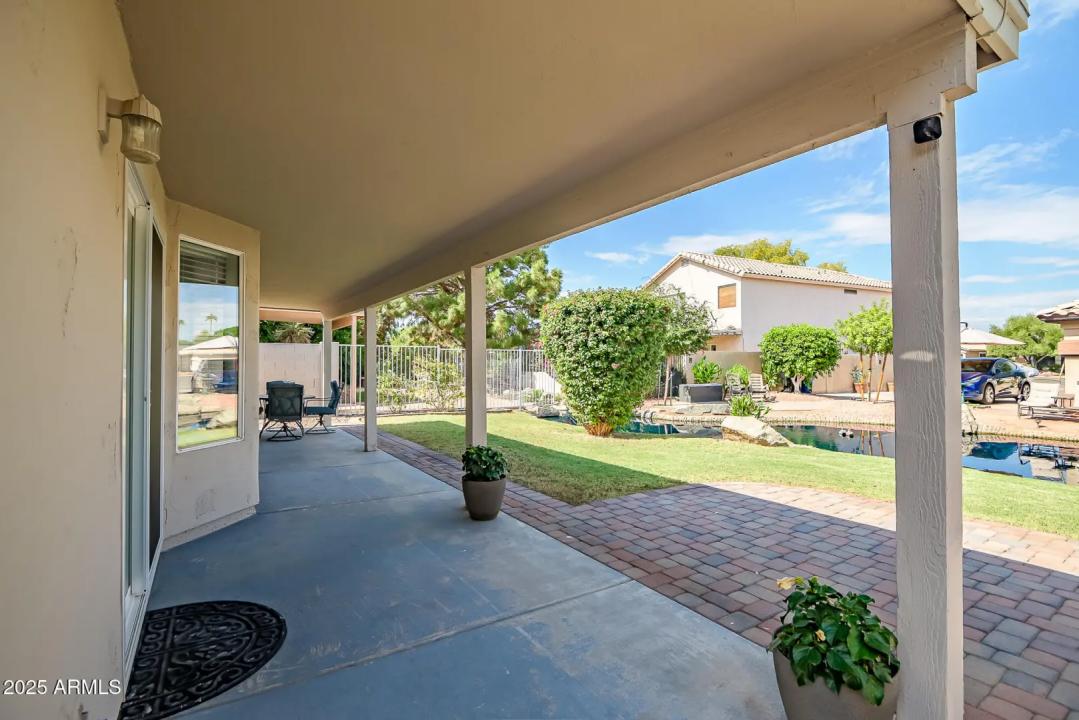 Real Estate Picture 29