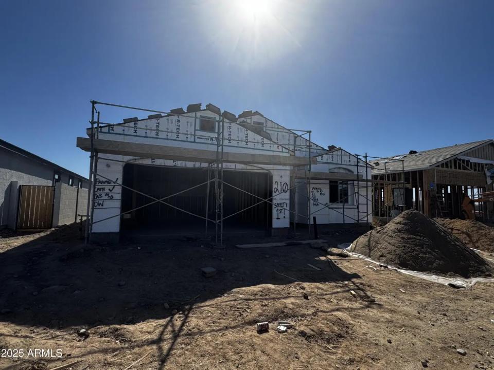 Real Estate Picture 2