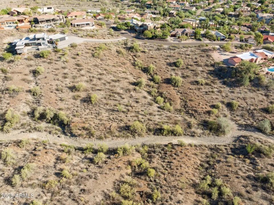 Real Estate Picture 6