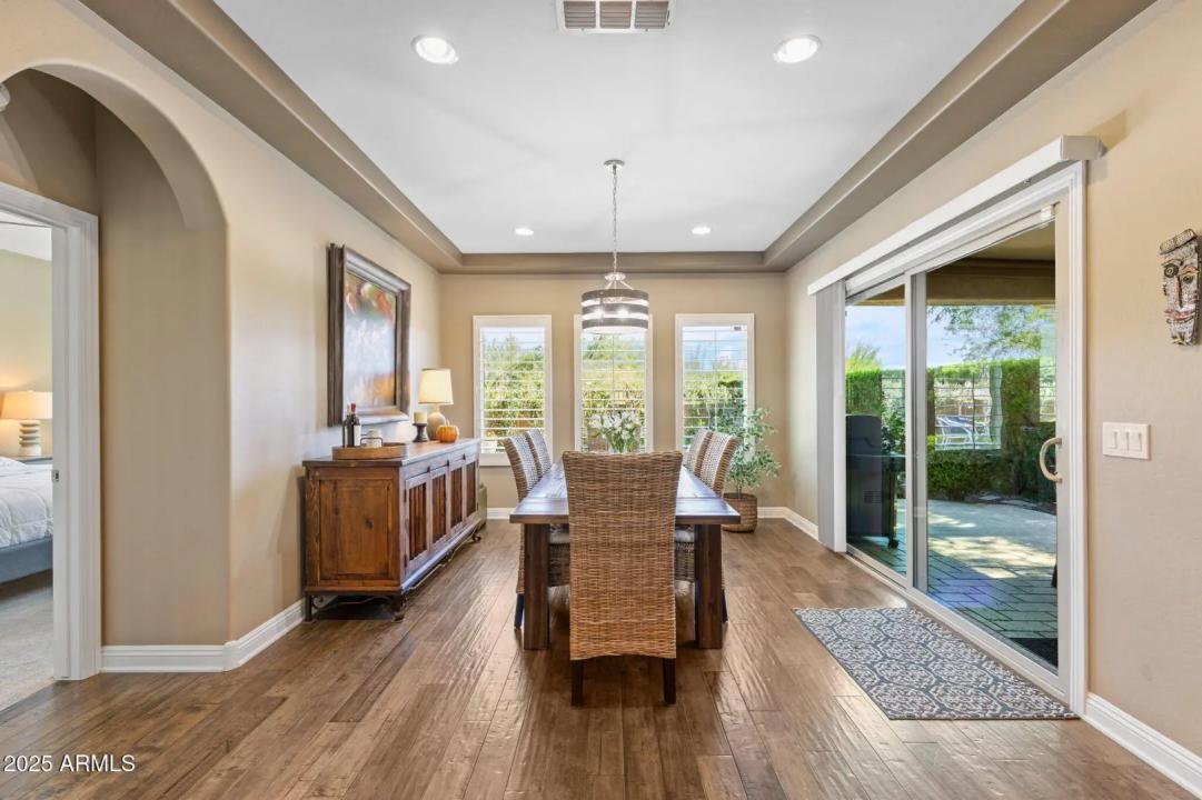 Real Estate Picture 15