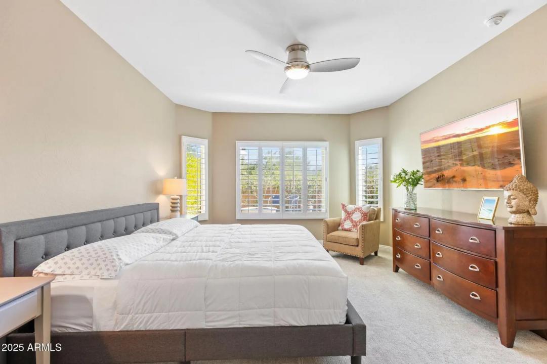 Real Estate Picture 17