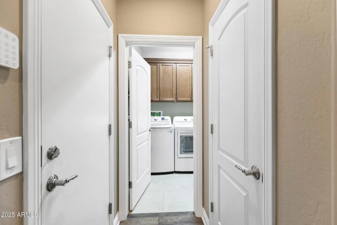 Real Estate Picture 24
