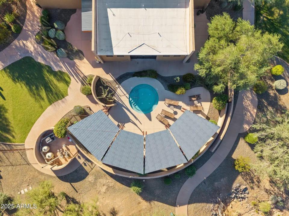 Real Estate Picture 44