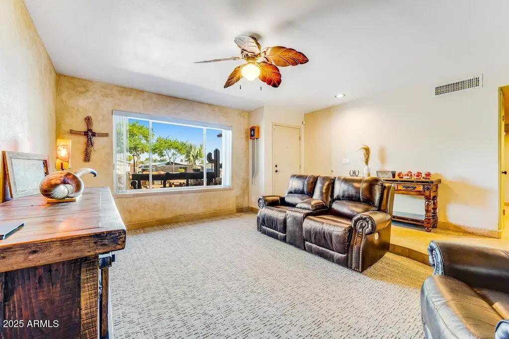 Real Estate Picture 13