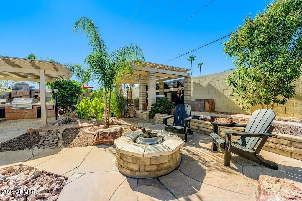 Real Estate Picture 7
