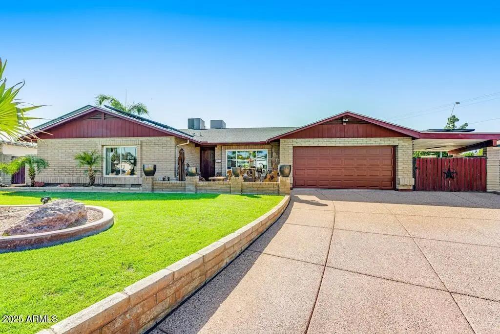 Real Estate Picture 2