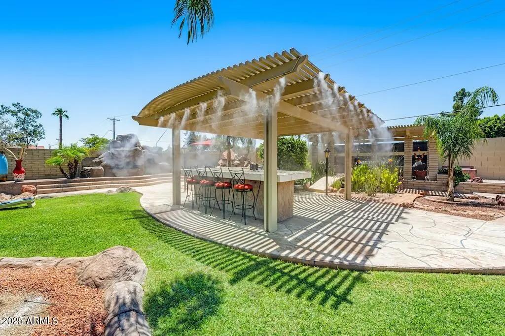 Real Estate Picture 1
