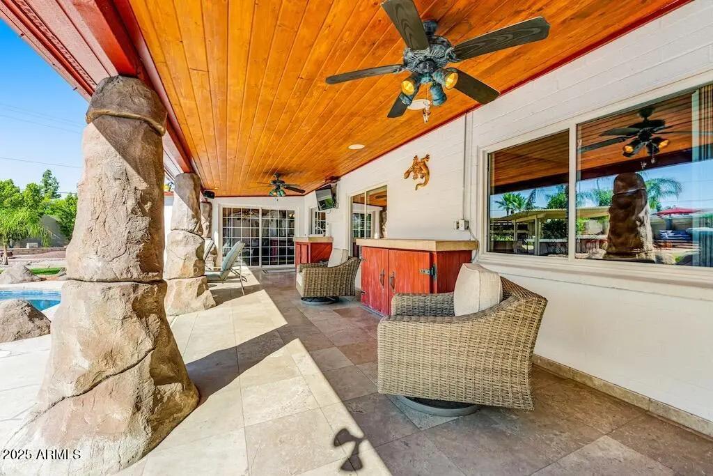 Real Estate Picture 33