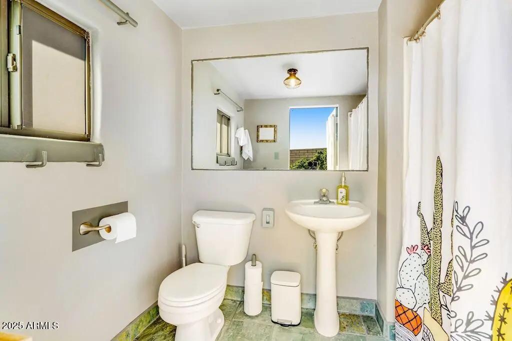Real Estate Picture 21