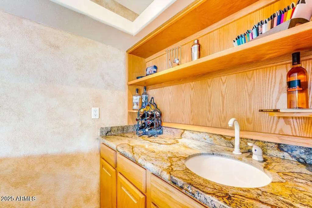 Real Estate Picture 23