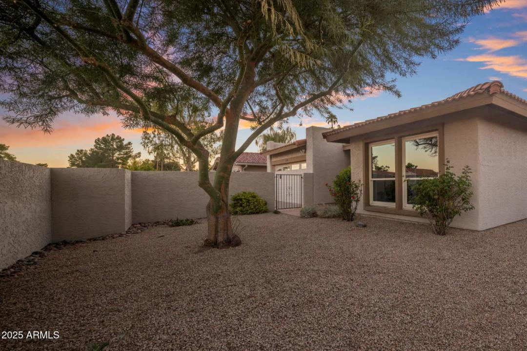 Real Estate Picture 28