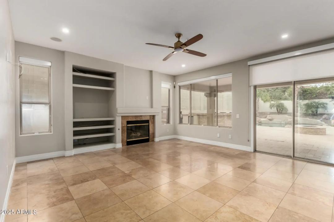 Real Estate Picture 10