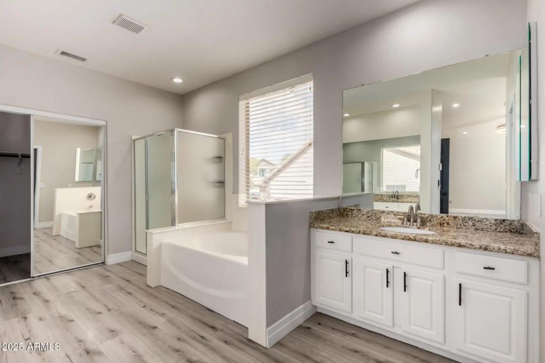 Real Estate Picture 22