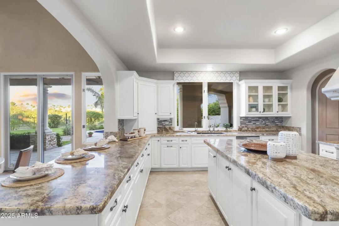 Real Estate Picture 25