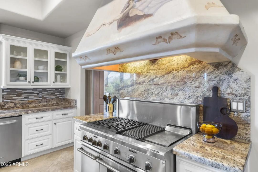 Real Estate Picture 26