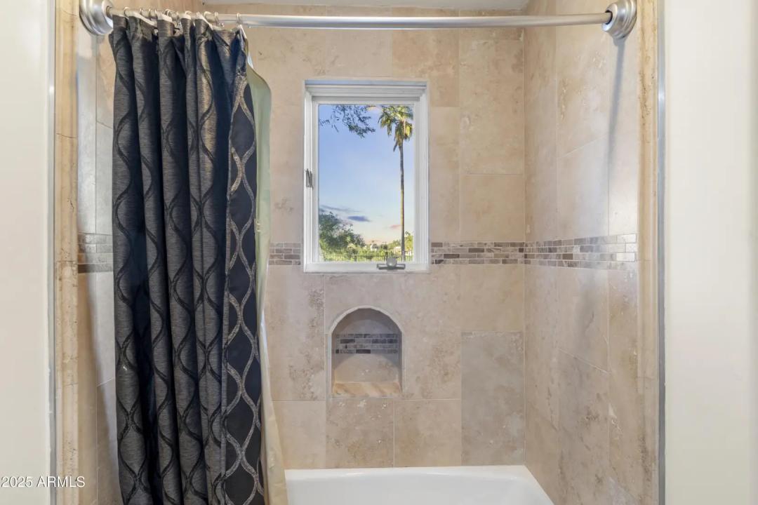 Real Estate Picture 47