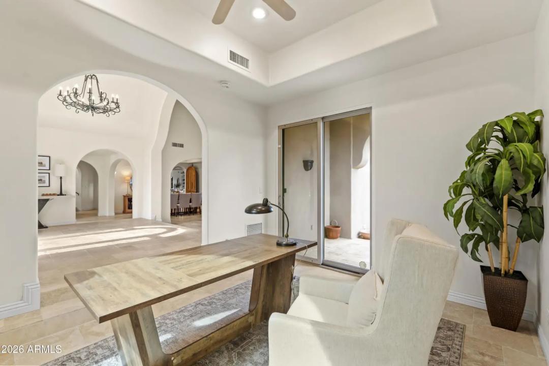 Real Estate Picture 12