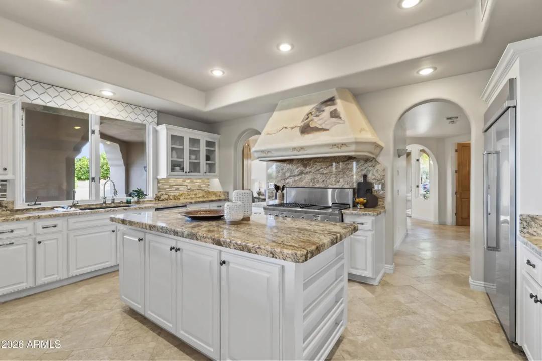 Real Estate Picture 23