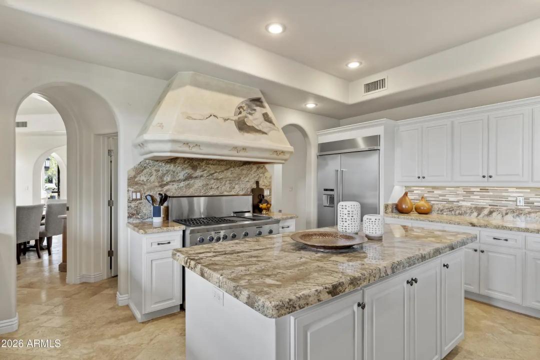 Real Estate Picture 22