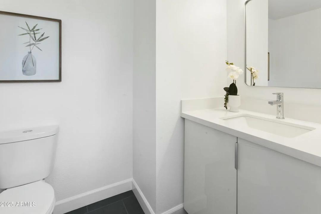 Real Estate Picture 19