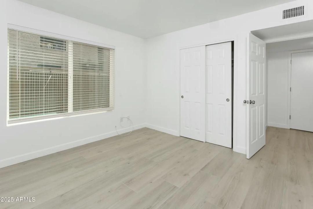 Real Estate Picture 20
