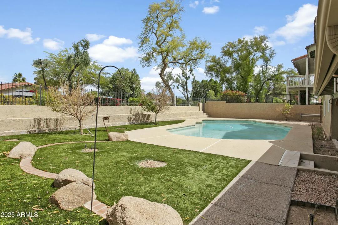 Real Estate Picture 31