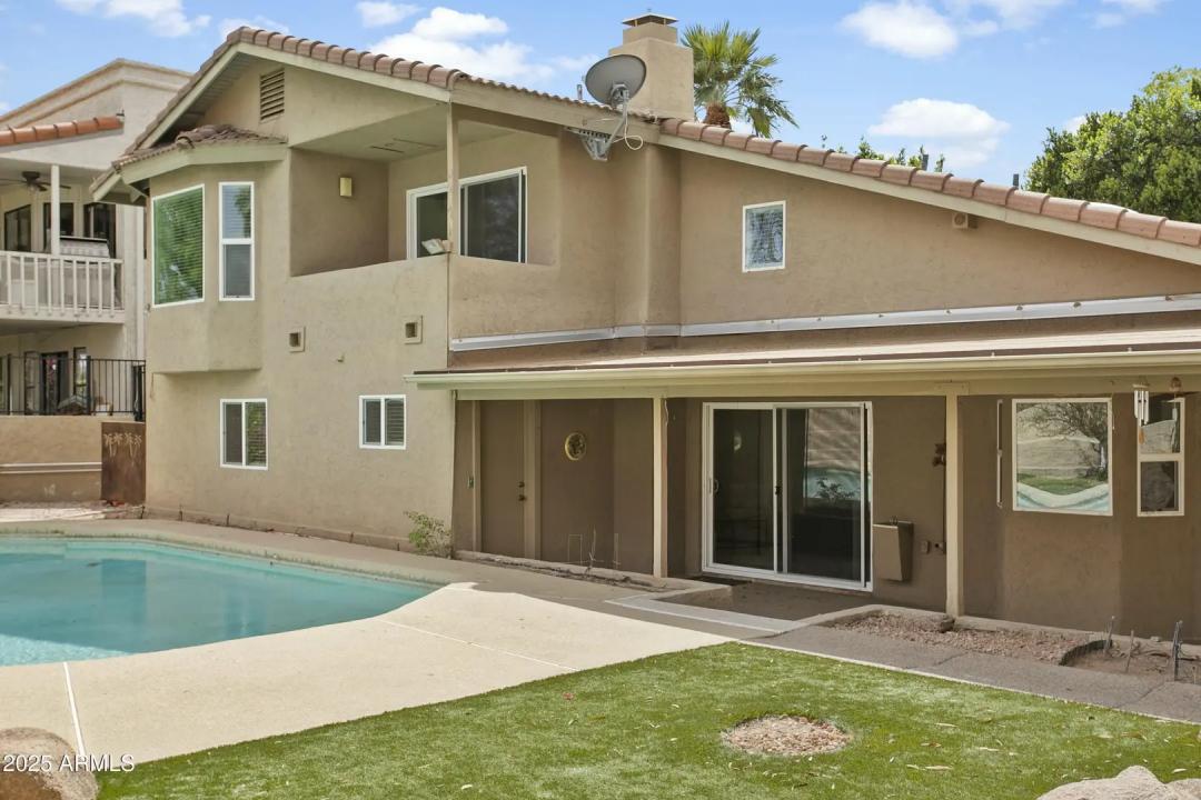 Real Estate Picture 32