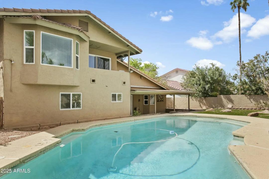 Real Estate Picture 33