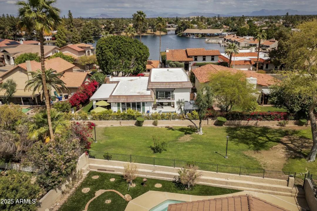 Real Estate Picture 36