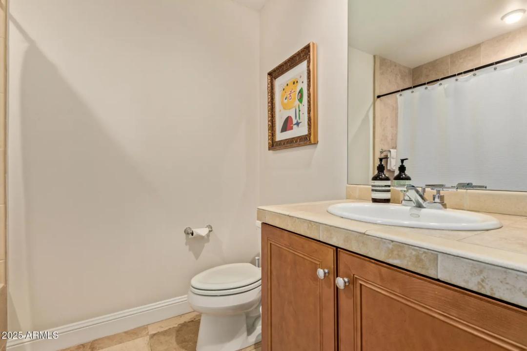 Real Estate Picture 15