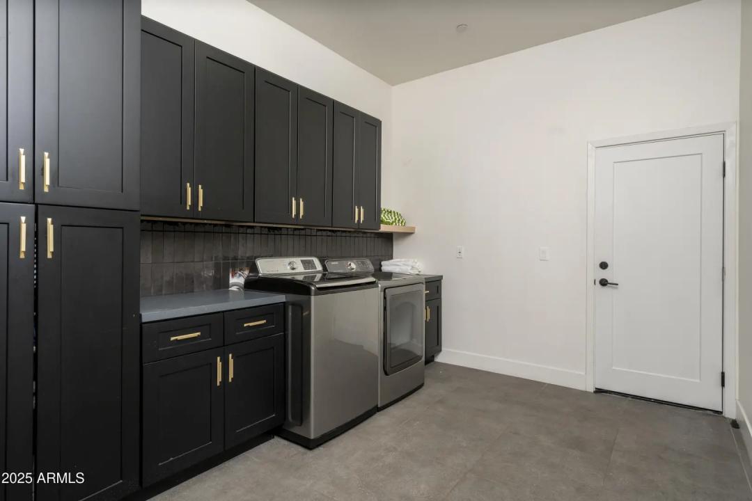 Real Estate Picture 20