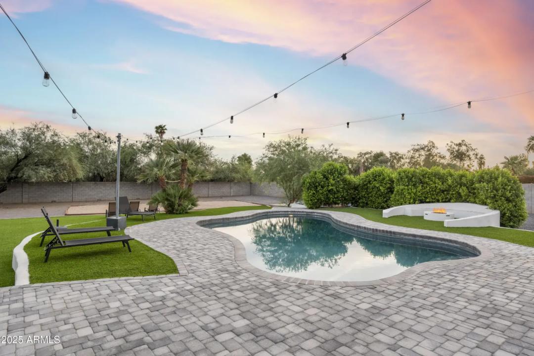 Real Estate Picture 48
