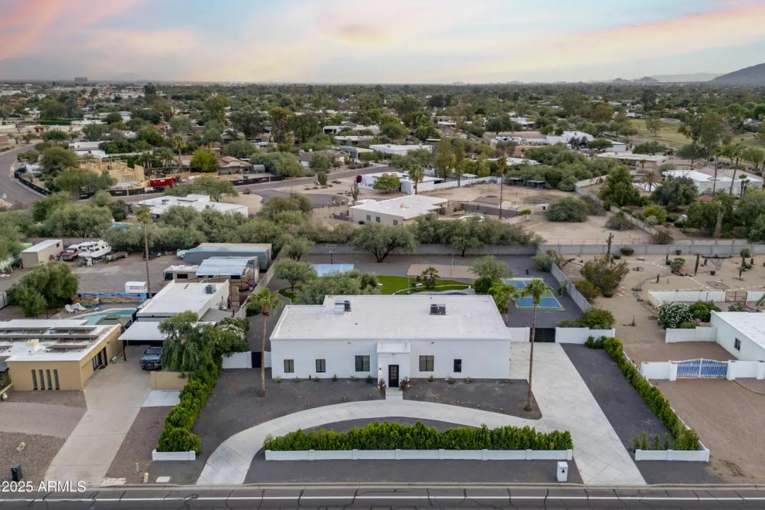 Real Estate Picture 42