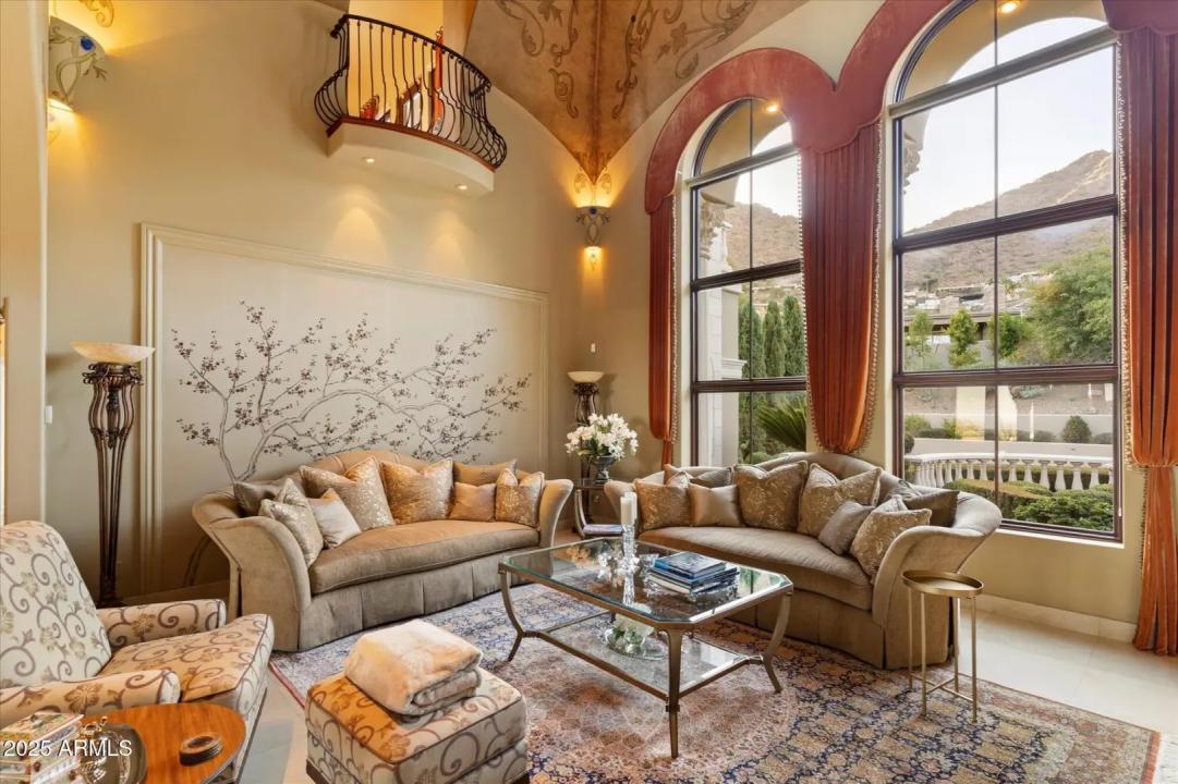 Real Estate Picture 32