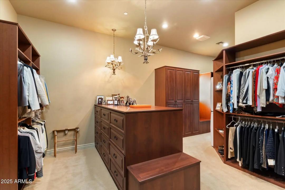 Real Estate Picture 42