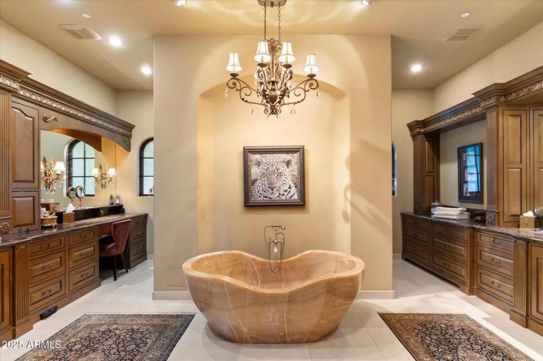 Real Estate Picture 45