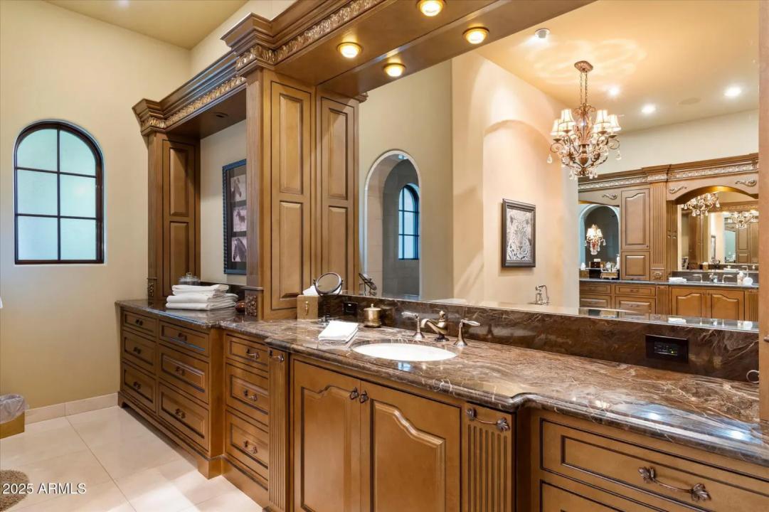 Real Estate Picture 47