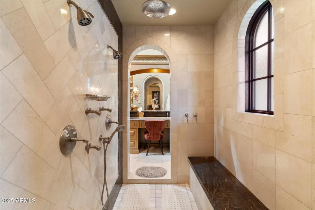 Real Estate Picture 48